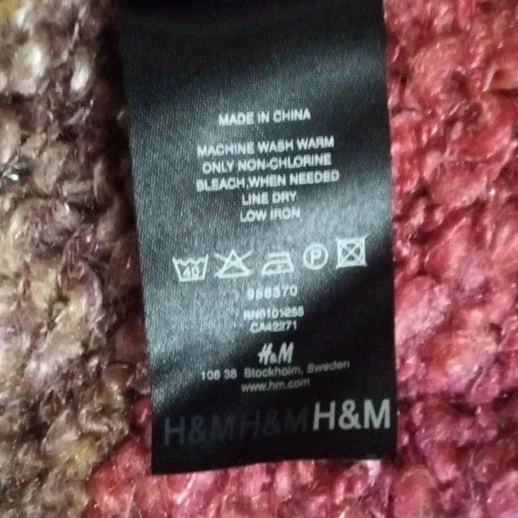 H&M oversized colorblock scarf with silver thread and tassels - Picture 3 of 5